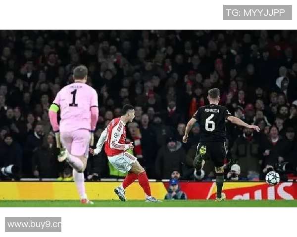 拜仁遭柏林联定位球逆袭终结连胜月底欧冠对决阿森纳引关注 拜仁遭柏林联定位球逆袭终结连胜月底欧冠对决阿森纳引关注