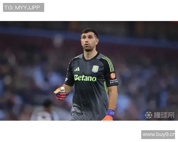 德天空报道维拉关注门兴门将尼科拉斯以应对大马丁可能离队风险