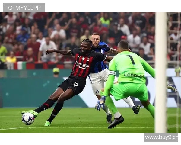 莱奥携两个儿子飞往意大利现场观战米兰德比盛况