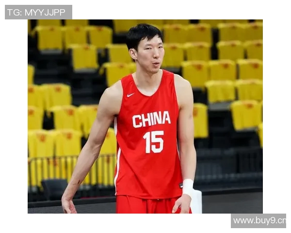 周琦表现惊艳豪华两双助力球队赢得比赛展现超强统治力