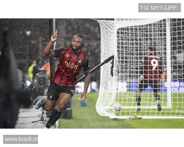 本特称赞塞梅尼奥本赛季表现出色预测他将加盟利物浦