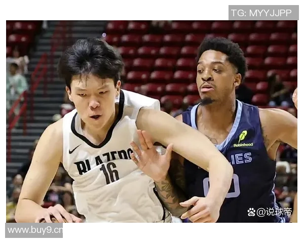 克林根谈与杨瀚森默契配合每日争抢篮板共同提升技艺