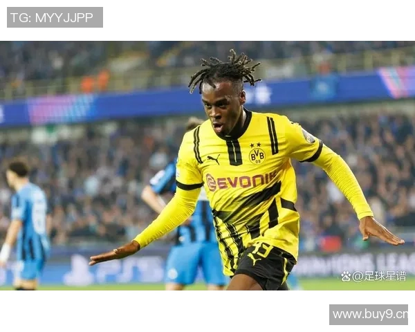 吉滕斯分享英格兰U21队友间的UNO游戏乐趣期待在欧洲杯中取得胜利